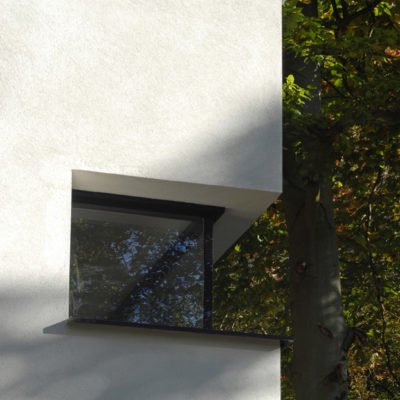 Maison Fabienne et Erik par Pierre Blondel à Court St-Etienne en Belgique 3 400x400