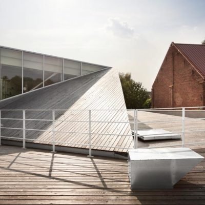 Médiathèque de Proville par Tank Architectes dans le Nord en France Tank Architectes Mediatheque Proville 9 400x400