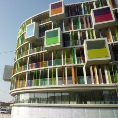 Arc en ciel par Bernard Bühler à Bordeaux, France Arc En Ciel Bordeaux Bernard Buhler 9 400x400