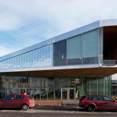 Médiathèque d'Armentières par Béal-Blanckaert en France Mediatheque Armentiere Beal Blanckaert 1 400x400