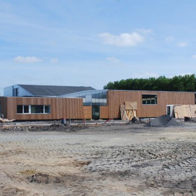 Médiathèque de Méricourt par Jérôme de Alzua Architecture avec l'Atelier 9.81. Mediatheque Mericourt 7 400x400