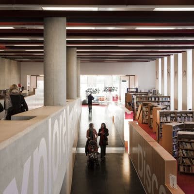 Corby Cube à Northants par HawkinsBrown Corby Cube 5 400x400