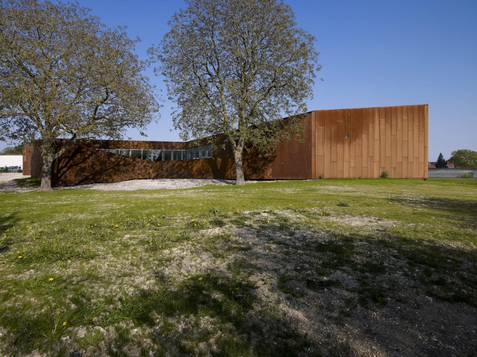 Médiathèque de Corbie par Béal & Blanckaert © Julien Lanoo