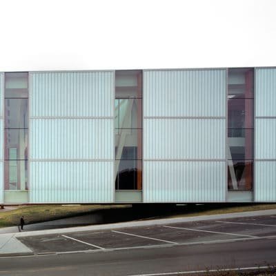 Centre socio-culturel Agora à Coruña par Rojo / Fernández-Shaw et Liliana Obal Centre Agora Coruna 1 400x400