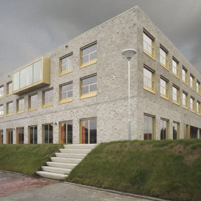 Collège Bornego à Heerenveen par HVDN et Studioninedots. College Bornego Hvdn Studioninedots 1 400x400