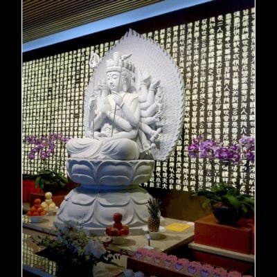 Temple bouddhiste de Bussy Saint-Georges par l’Atelier Rolland & Associés Temple Bouddhiste Bussy Frederic Rolland 7 400x400