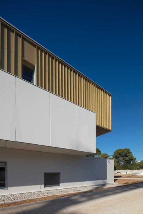 Groupe scolaire Germaine Richier à Montpellier par MDR Architectes Groupe Scolaire Montpellier Mdr Architectes Photo 16 467x700