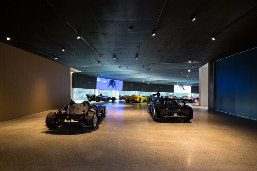 Un musée pour les voitures de Dallara par Alfonso Femia Musee Dallara Academy Alfonso Femia Photo 13 1050x700